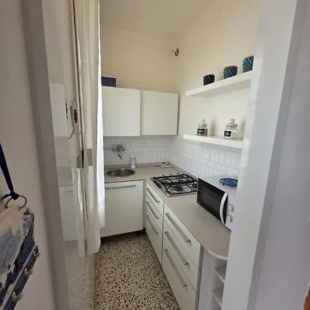 Nave Trilocale Con Terrazza Frontemare - Agenzia Cocal Apartmán