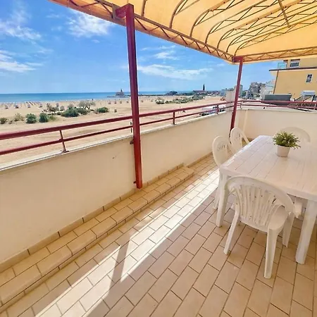 Apartmán Nave Trilocale Con Terrazza Frontemare - Agenzia Cocal Caorle